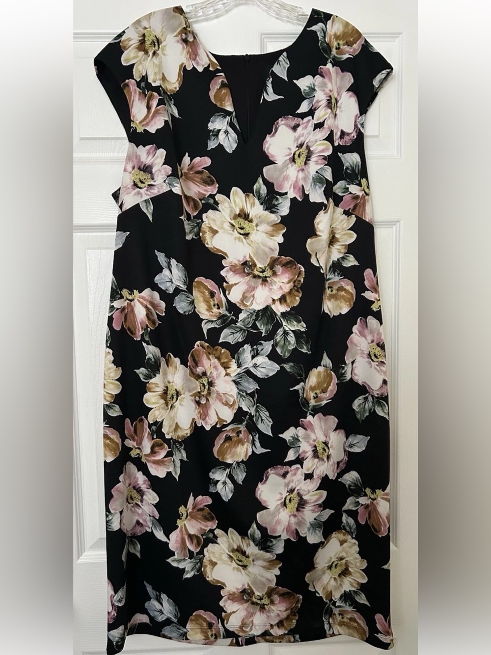 Connected Apparel Black Dusty Rose Floral Scuba Dress Size 16W